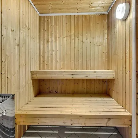Amazing In With Sauna *