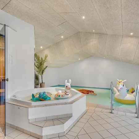 Amazing In With Indoor Swimming Pool